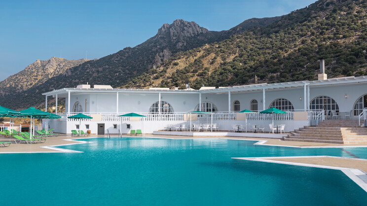 Mitsis Family Village Beach Hotel